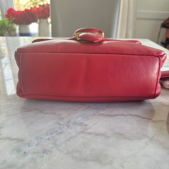 ❤️Coach Pillow Tabby Shoulder Bag 26 ~ Red Apple Leather 🍎 - Picture 5 of 13